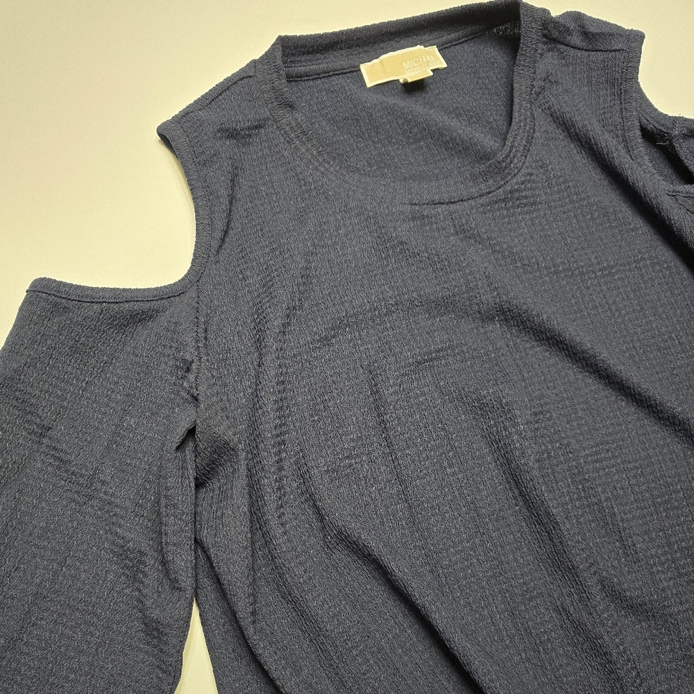 Michael Kors Ladies Navy Blue Sleeve Cut Out Blouse Large - Picture 4 of 6